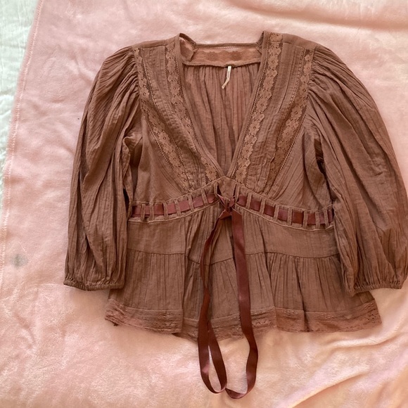 Free people top - Picture 1 of 3